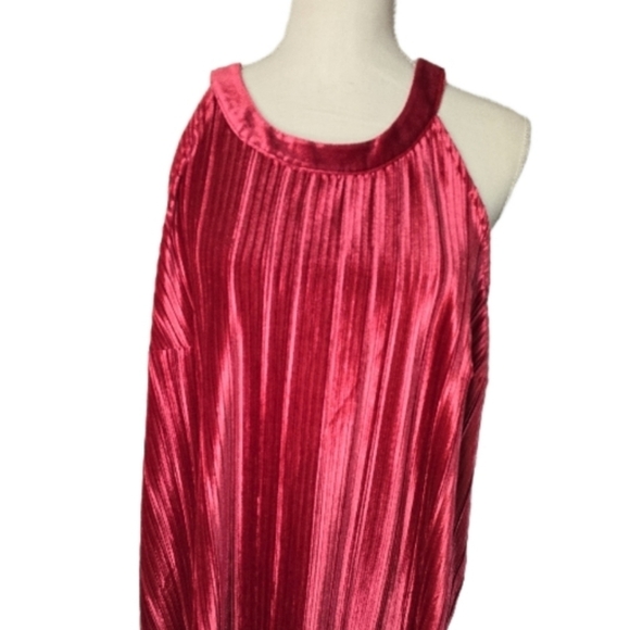 TORRID Red Halter Goddess Tank size 2x - Picture 3 of 7